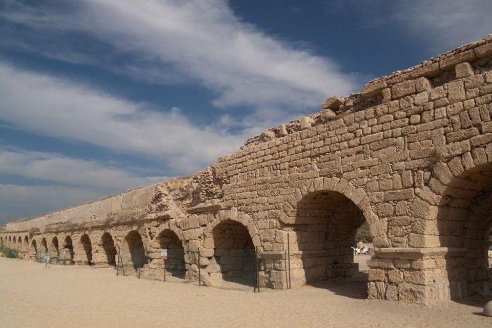 Aquaduct bij Caesarea